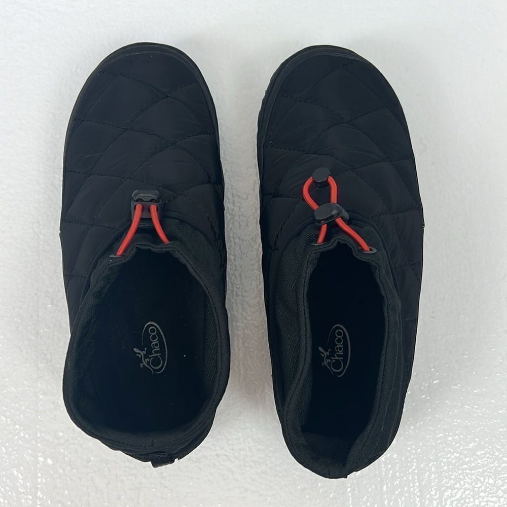 Chaco Black Quilted Ramble Puff Cinch Slipper Bootie 7 - Picture 3 of 9